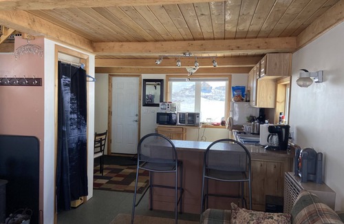 Gakona Cabin | Recreational 2-Story Cabin at Summit Lake - Near Paxson, AK