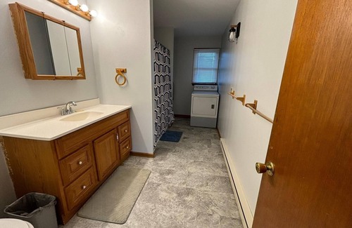 Clarks Summit Apartment | Red Barn Village: Fully Furnished 2 Bed with Bath