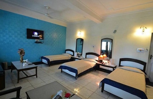 Panchkula Urban Estate Hotel | Red Bishop Tourist Complex