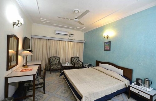 Panchkula Urban Estate Hotel | Red Bishop Tourist Complex