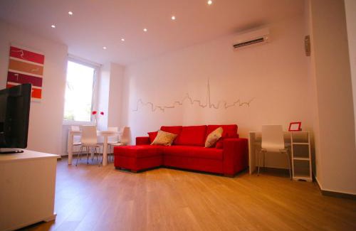 Flaminio Apartment | Red Flat In Rome