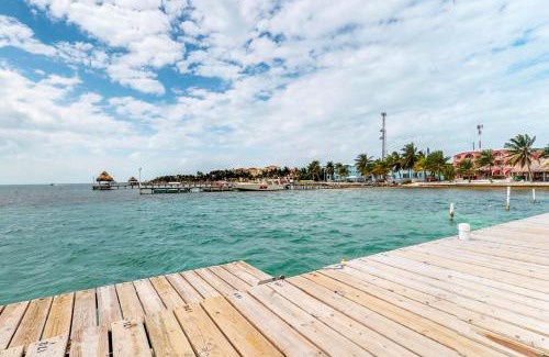 San Pedro Apartment | Red Ginger @ Caribe Island