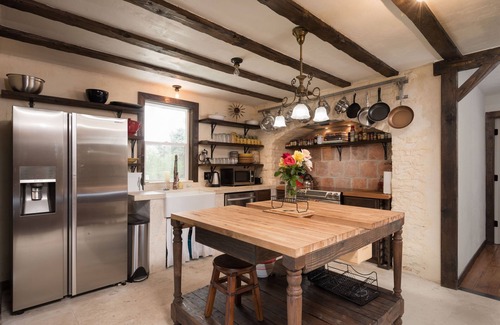 Benton City House | Red Mountain Villa: a riverfront property in Washington State wine country.