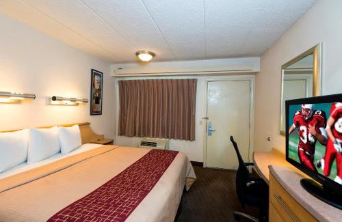 Hamburg Hotel | Red Roof Inn Buffalo - Hamburg/I-90