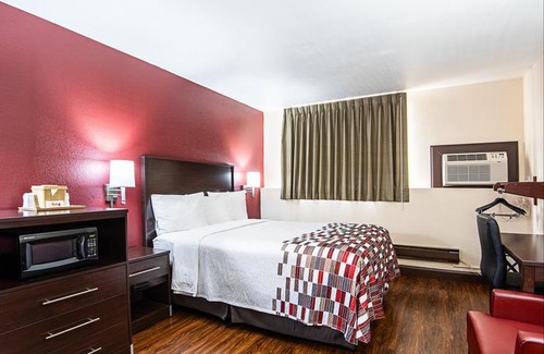 Cameron Hotel | Red Roof Inn Cameron