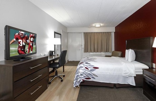 Medina Hotel | Red Roof Inn Cleveland - Medina