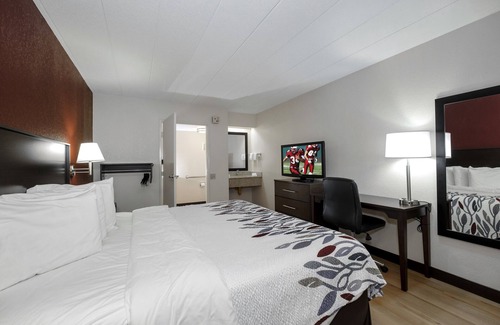 Medina Hotel | Red Roof Inn Cleveland - Medina