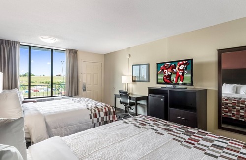 Dandridge Hotel | Red Roof Inn Dandridge