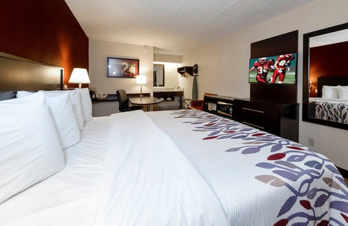 Troy Hotel | Red Roof Inn Detroit - Troy