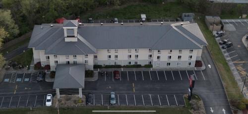 Etowah Hotel | Red Roof Inn Etowah – Athens, TN