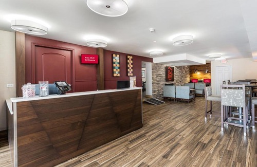 Morton Grove Hotel | Red Roof Inn Morton Grove