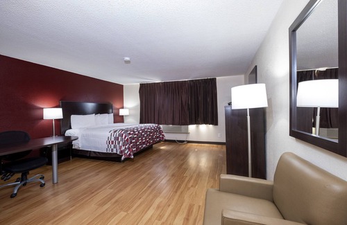 Portsmouth Hotel | Red Roof Inn Norfolk - Portsmouth