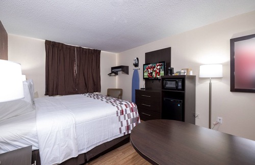 Portsmouth Hotel | Red Roof Inn Norfolk - Portsmouth