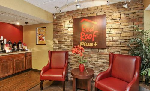 Buford Highway Hotel | Red Roof Inn PLUS+ Atlanta - Buckhead