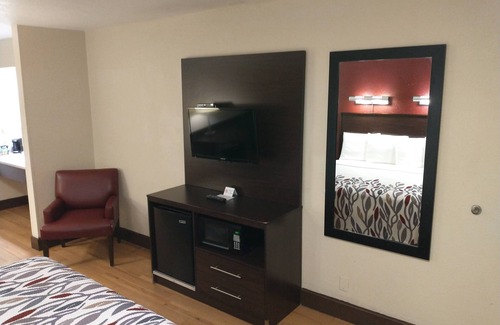 Santa Ana Hotel | Red Roof Inn Santa Ana