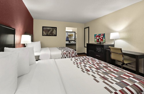 Cave City Hotel | Red Roof Inn & Suites Cave City