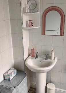 Rochdale House | RED ROOM Liftmeup for Kinky adventurous couples