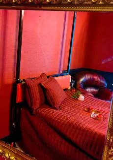 Rochdale House | RED ROOM Liftmeup for Kinky adventurous couples