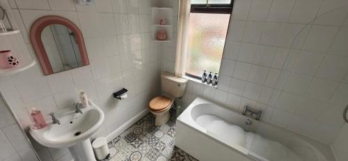 Rochdale House | RED ROOM Liftmeup for Kinky adventurous couples