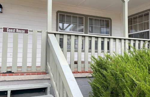 Paulden House | Red Rustic Ranch in Lovely Paulden!