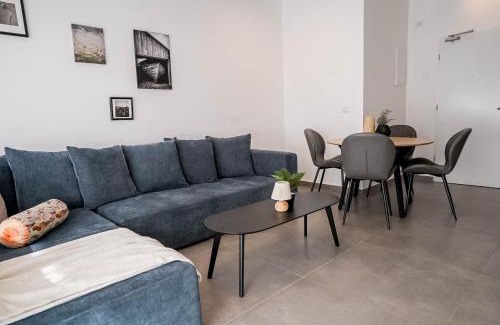 Eilat Apartment | Red Sea Elegance - by G&P Suites