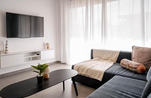 Eilat Apartment | Red Sea Elegance - by G&P Suites