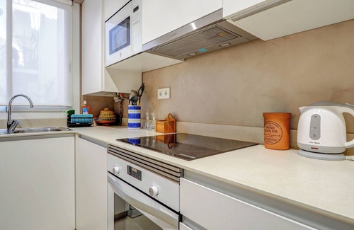 Sitges Town Center Apartment | Red Velvet Apartment by Hello Homes Sitges