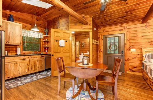 Nelsonville Cabin | Redbud - Cozy Cabin with Relaxing Hot Tub!