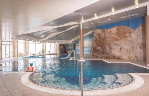 Moville Hotel | Redcastle Hotel