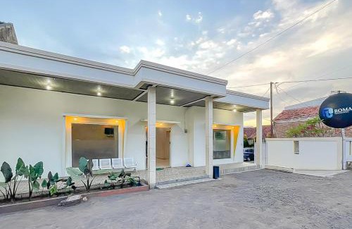 Rendeh Hotel | RedDoorz at Roma 88 Tomo Sumedang