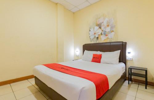 Cikarang Hotel | RedDoorz @ Iodium Residence Cikarang