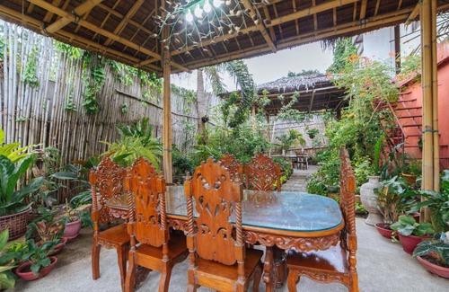 Barangay Poblacion Hotel | RedDoorz @ N Roldan Street