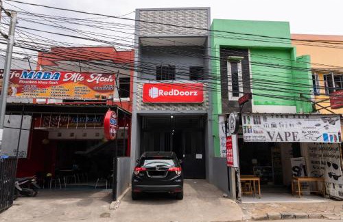 Tangerang Hotel | RedDoorz near RS Sari Asih Cipondoh