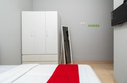 Tangerang Hotel | RedDoorz near RS Sari Asih Cipondoh