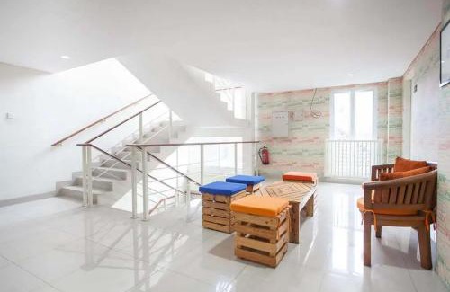 Malang Hotel | RedDoorz Plus at Riverside Malang