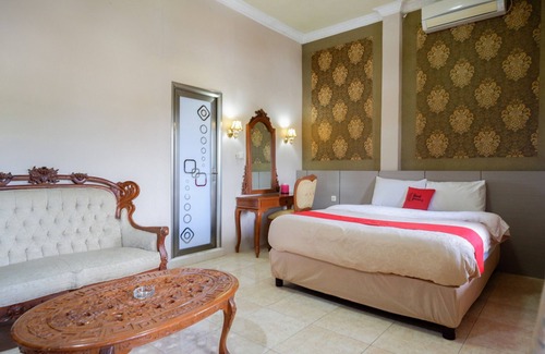 Kendari House | RedDoorz Plus near Haluoleo University