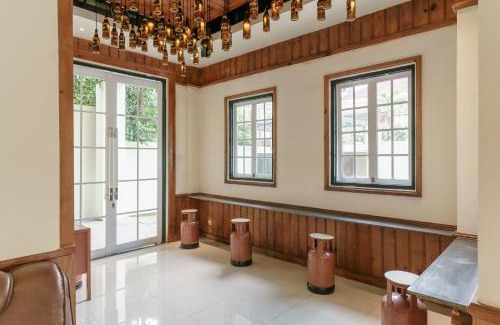 Cilandak Hotel | RedDoorz Plus @ Pondok Labu
