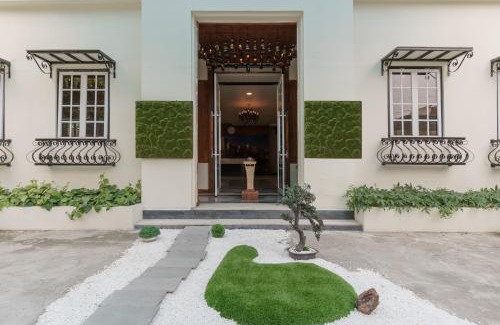 Cilandak Hotel | RedDoorz Plus @ Pondok Labu