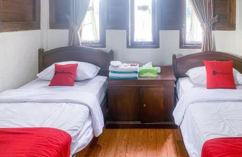 Pameungpeuk Hotel | RedDoorz Resort Hotel ANB Pameungpeuk Garut