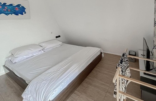 Java Hotel | RedDoorz Resort Syariah At Rancakalong Sumedang