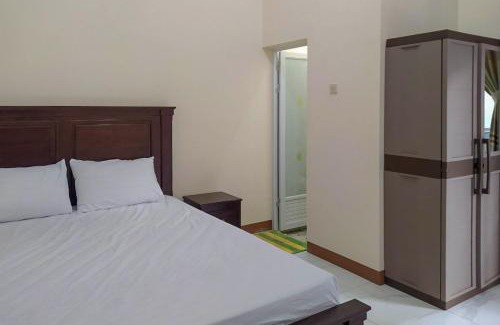 Promong Hotel | RedDoorz Syariah near Exit Tol Pemalang
