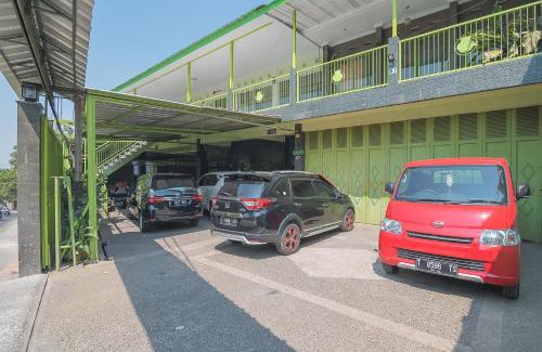 Subang House | RedDoorz Syariah near Museum Wisma Karya Subang