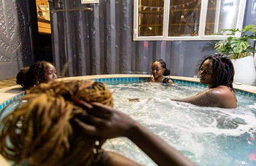 Ndenderu House | Redhill Container House & Private Spa, Ndenderu, btn Nairobi Ruaka Area, Tigoni, Limuru in Kiambu County, Apartments O7II, 585, OOO