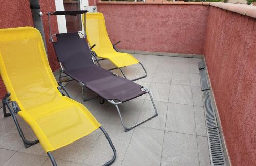 Roques Apartment | REDHOUSE Studio solarium