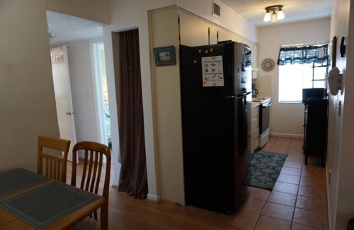Redington Shores Condo | Redington Surf Resort 18 Quaint Beach Front Condo Motel