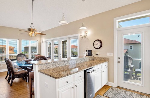 Gulf Shores House | Reduced Rate! Cook House *Community Pool*