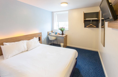 Wolverhampton Hotel | Redwings Lodge Wolverhampton