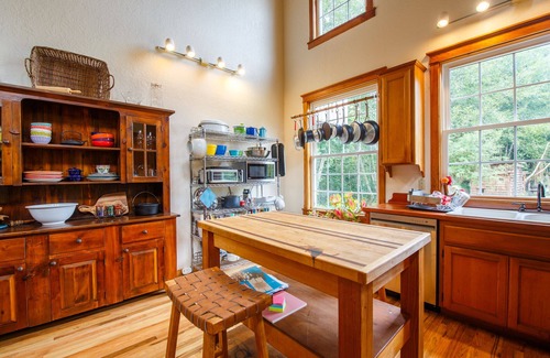 Trinidad House | Redwood Coastal Cottage Retreat~Fleurhaven Chalet