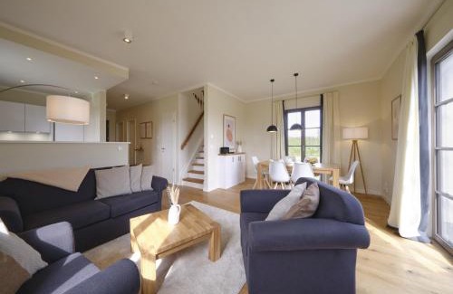 Dranske House | Reetland am Meer Premium Reetdachvilla mit 3 Schlafzimmern, Sauna und Kamin H13