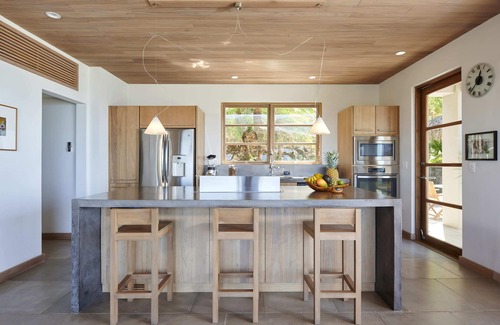 Tamarindo House | Refined Luxury Villa with Spectacular Ocean Views, Close to the Beach!